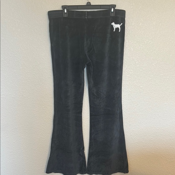 Black Velour Low Rise Flare Pants with Logo from Victoria’s Secret - Picture 8 of 11